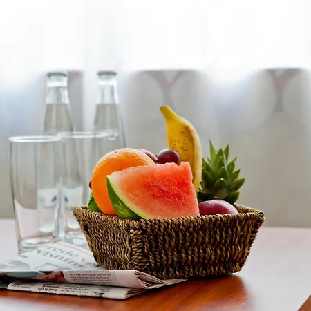 格洛斯楚普公园酒店