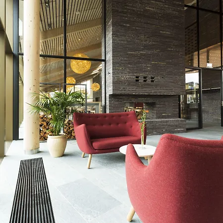 格洛斯楚普公园酒店 格洛斯楚普