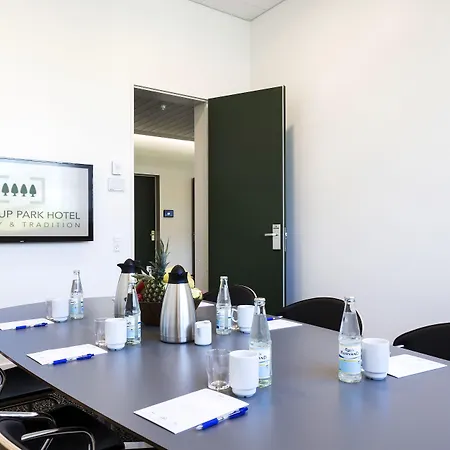 酒店 格洛斯楚普公园酒店 格洛斯楚普